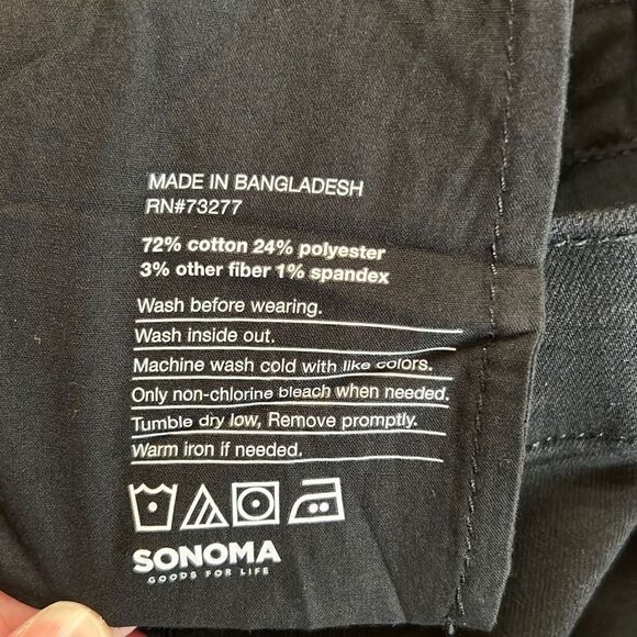 Mid-Rise Jeggings Breathable Stretch Raw Hem 24W SHORT Comfortable Black NWT - Picture 14 of 16